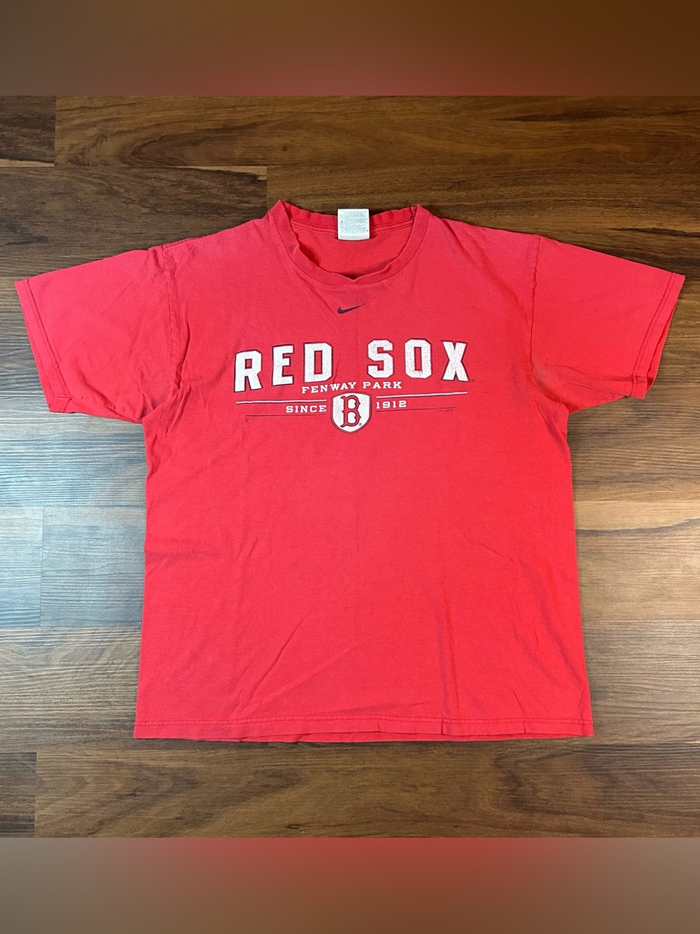 Vintage 2007 Nike Red Boston Red Sox Fenway Park Graphic Tee - Men